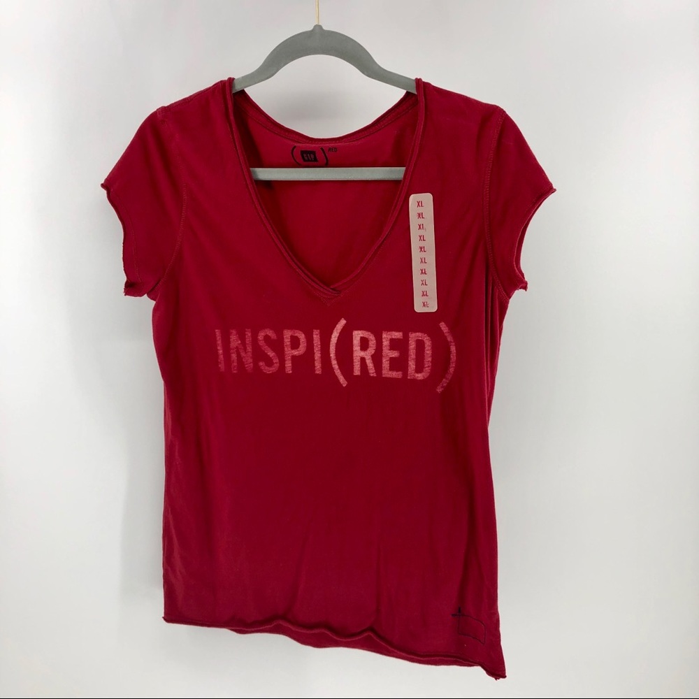 NWT Gap Inspi(red) V-Neck T-Shirt